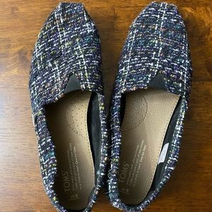 Excellent used condition size 9 Toms